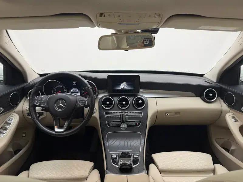 2015 Mercedes-Benz C-Class Facelift C 180 L Sport — миниатюра 14