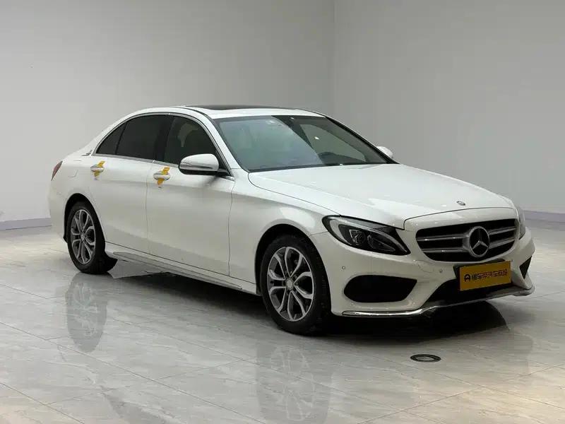 2015 Mercedes-Benz C-Class Facelift C 180 L Sport — миниатюра 3