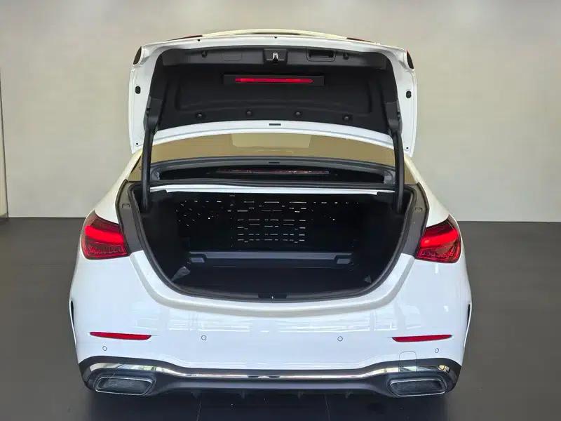 Mercedes-Benz C-Class 2024 Model, Third Facelift, C 260 L Sport Edition — миниатюра 18