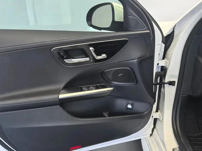 Mercedes-Benz C-Class 2024 Model, Third Facelift, C 260 L Sport Edition — миниатюра 6
