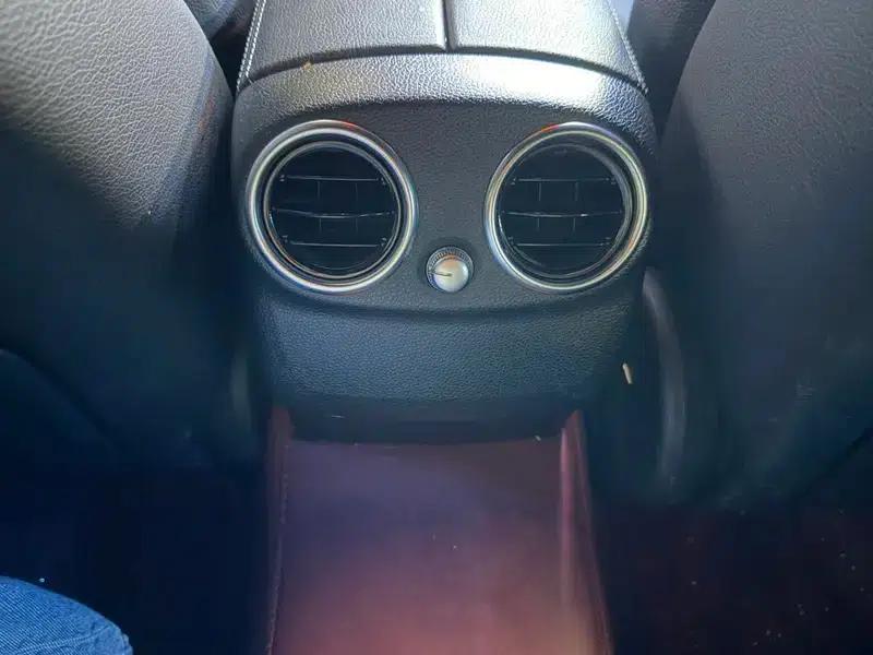 2016 Mercedes-Benz C-Class C 200 Sport Edition — миниатюра 7