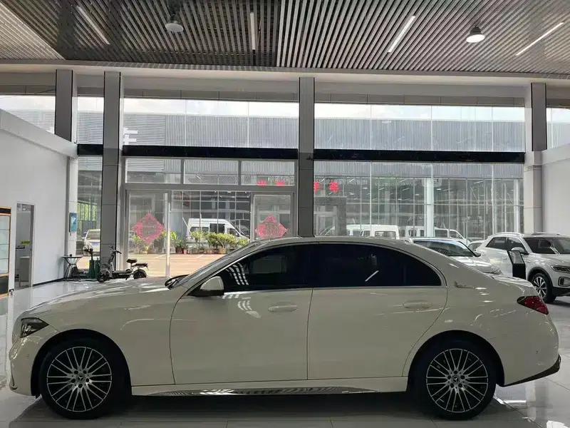 2024 Mercedes-Benz C-Class C 260 L Sport Edition — миниатюра 3
