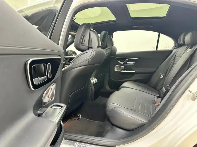 2024 Mercedes-Benz C-Class Facelift C 260 L Sport Night Edition — миниатюра 18