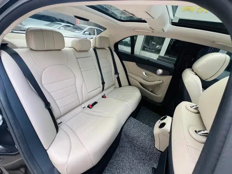 2015 Mercedes-Benz C-Class C 200 L Sport — миниатюра 20