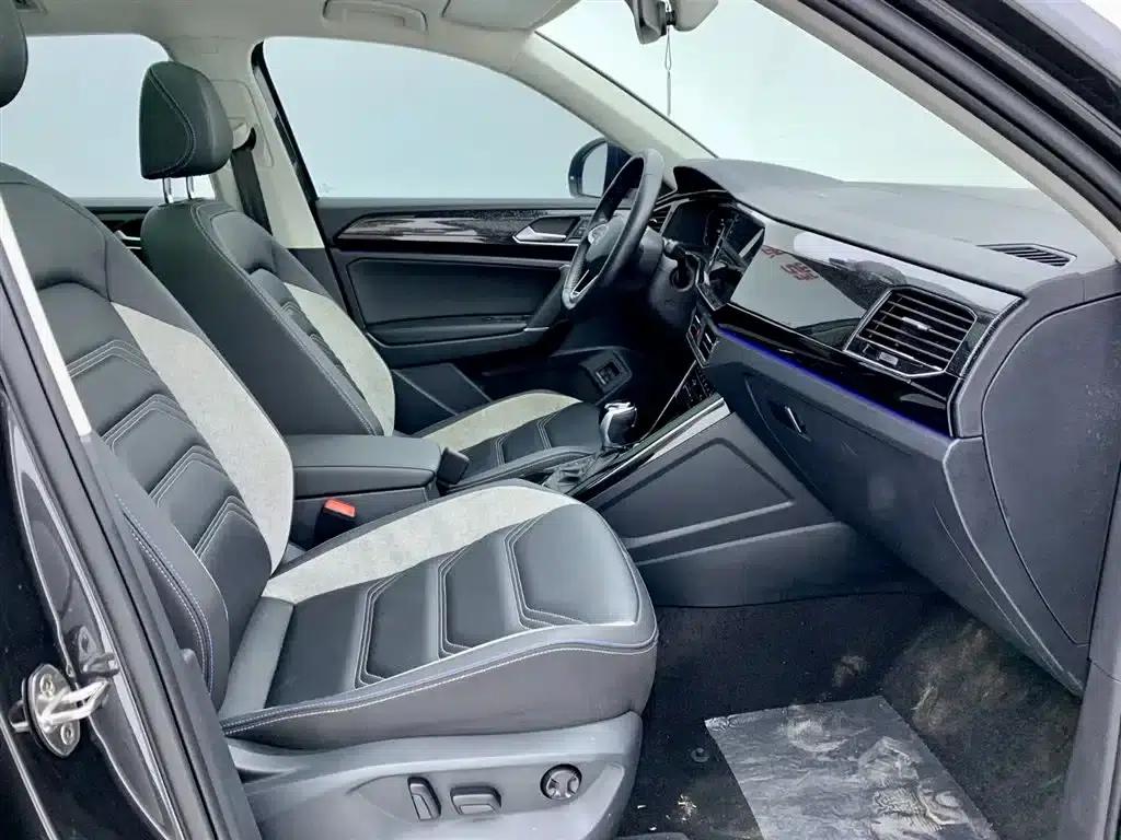Tayron GTE 2022 1.4T Luxury Edition — миниатюра 14