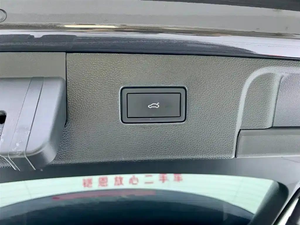 Tayron GTE 2022 1.4T Luxury Edition — миниатюра 10