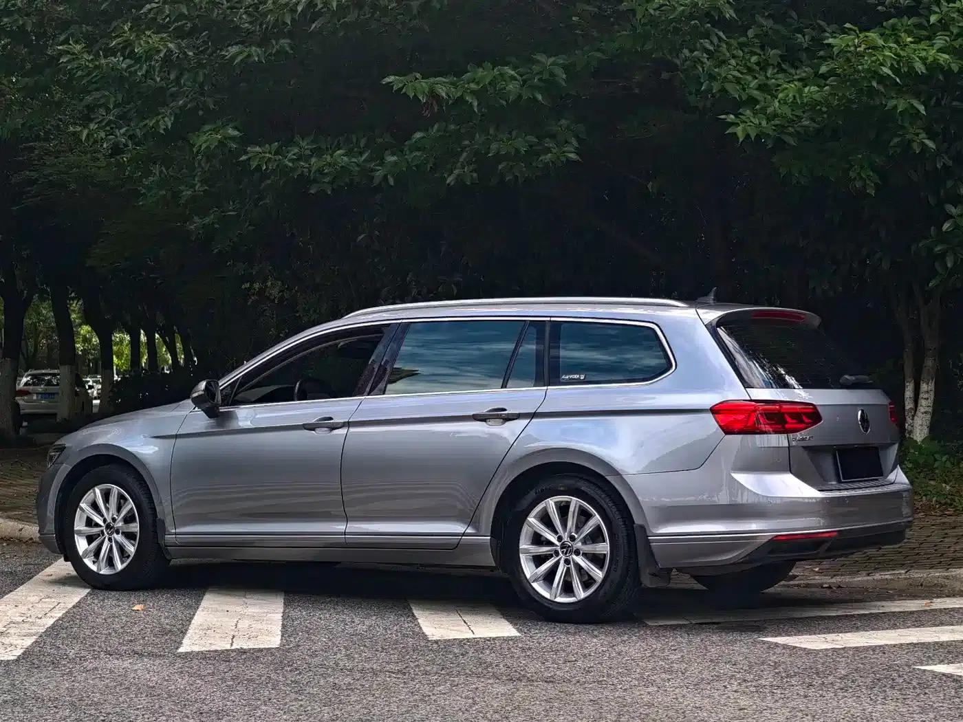 Passat Variant 2021 2.0T Comfortline — миниатюра 3