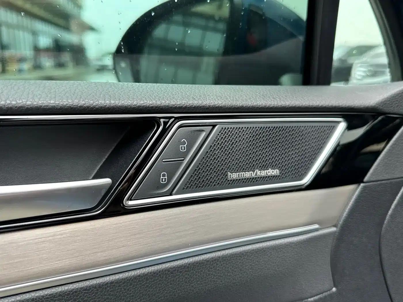 Passat Variant 2021 2.0T Long Range Edition — миниатюра 16