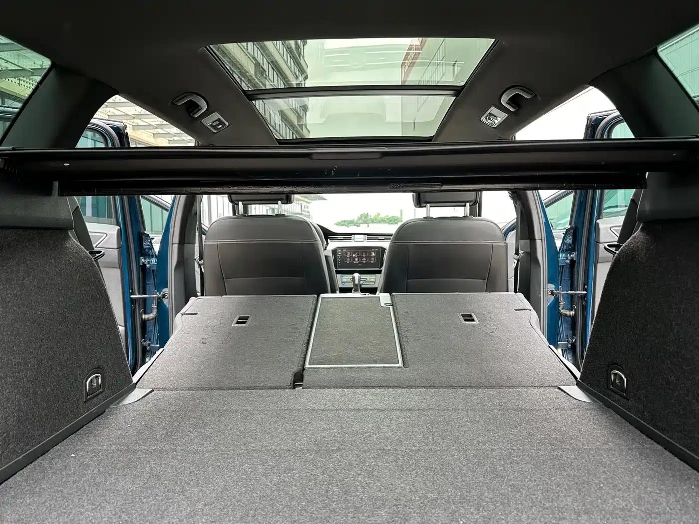 Passat Variant 2021 2.0T Long Range Edition — миниатюра 19