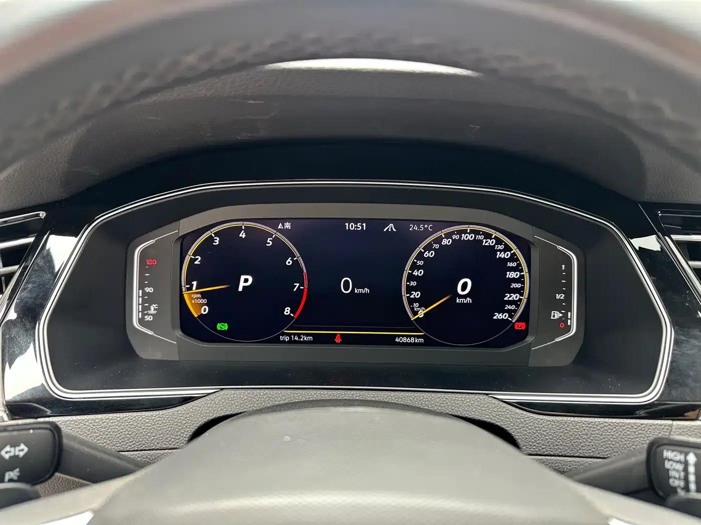 Passat Variant 2021 2.0T Long Range Edition — миниатюра 20