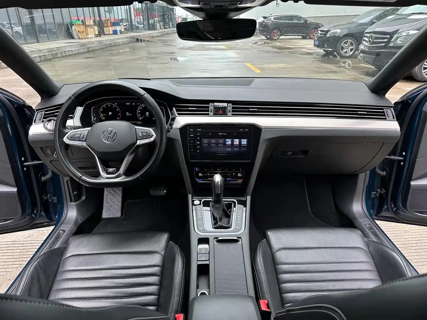 Passat Variant 2021 2.0T Long Range Edition — миниатюра 10
