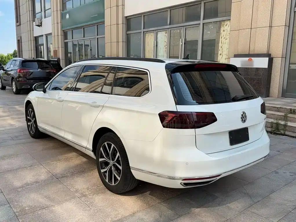 Passat Variant 2018 380TSI 2WD Comfortline — миниатюра 14