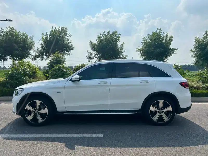 Mercedes-Benz GLC 2022 Facelift GLC 300 L 4MATIC Dynamic Limited Edition — миниатюра 3
