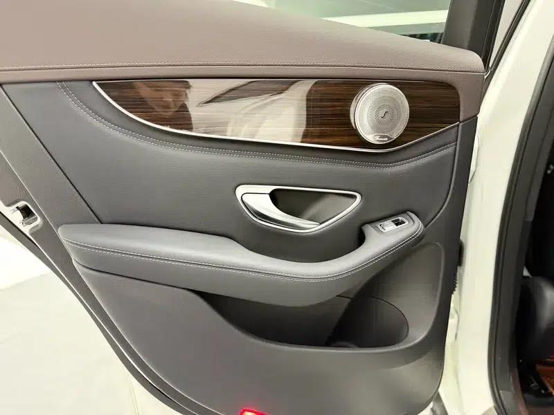 2018 Mercedes-Benz GLC 260 4MATIC Dynamic — миниатюра 11