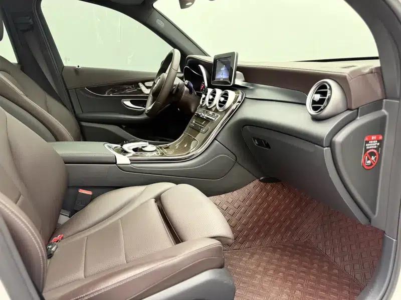 2018 Mercedes-Benz GLC 260 4MATIC Dynamic — миниатюра 15