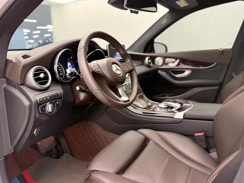 2018 Mercedes-Benz GLC 260 4MATIC Dynamic — миниатюра 16
