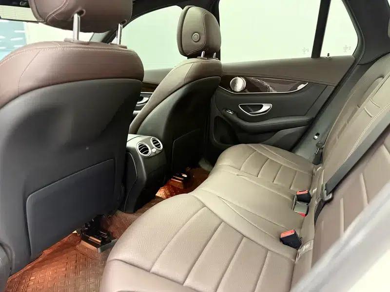 2018 Mercedes-Benz GLC 260 4MATIC Dynamic — миниатюра 17