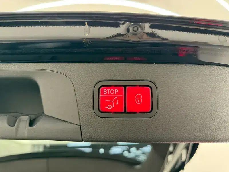 2018 Mercedes-Benz GLC Facelift: GLC 260 4MATIC Luxury — миниатюра 11