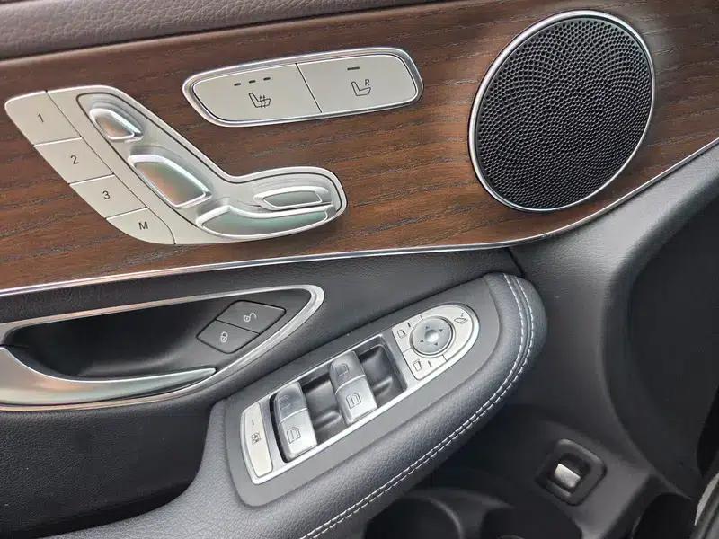 2022 Mercedes-Benz GLC Facelift: GLC 300 L 4MATIC Luxury — миниатюра 19