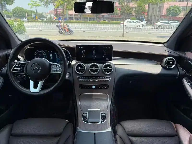 2020 Mercedes-Benz GLC Facelift: GLC 260 L 4MATIC Luxury — миниатюра 7