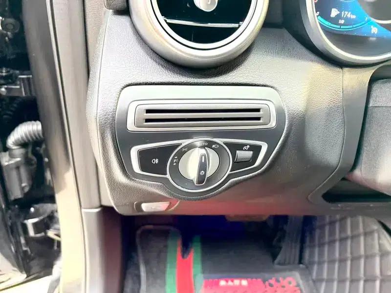 2020 Mercedes-Benz GLC Facelift: GLC 260 L 4MATIC Dynamic — миниатюра 17