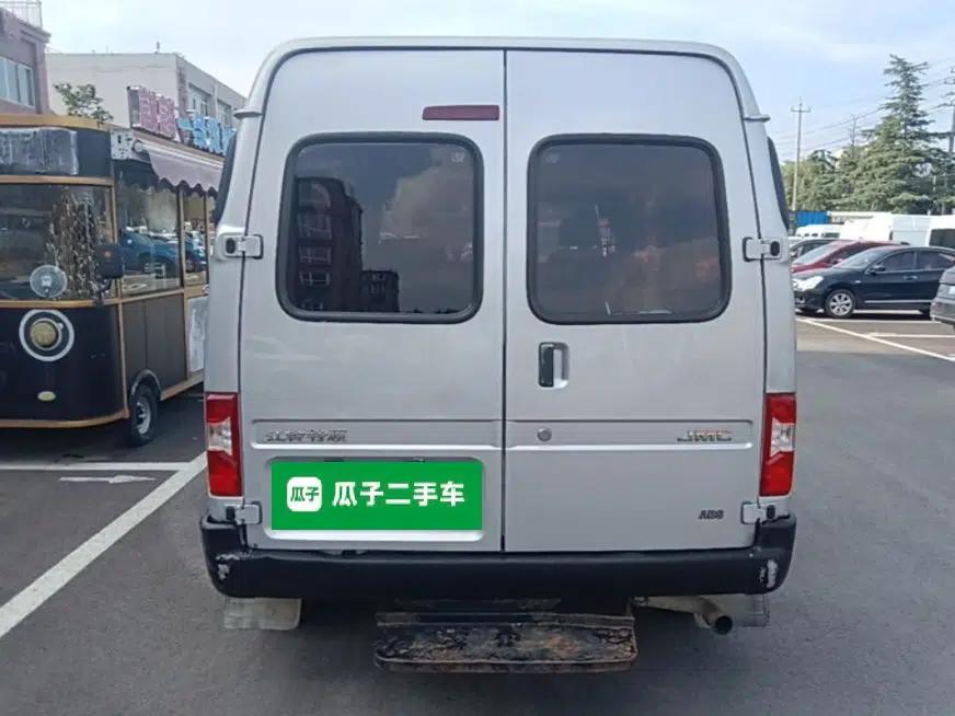 JMC Transit 2017 2.8T Commercial Version Short Wheelbase Mid-Roof 6/7/8-Seater JX493 — миниатюра 5