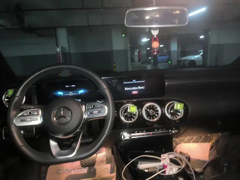 Mercedes-Benz A-Class 2022 Facelift A 200 L Sport Sedan Fashion Edition — миниатюра 9