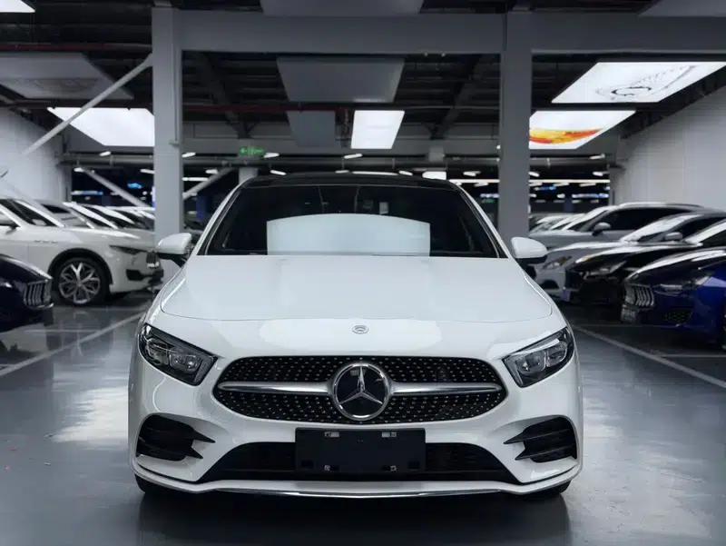 Mercedes-Benz A-Class 2020 Facelift A 200 L Sport Sedan Fashion Model — миниатюра 2