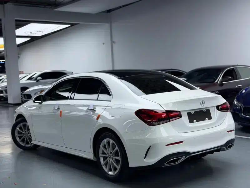 Mercedes-Benz A-Class 2020 Facelift A 200 L Sport Sedan Fashion Model — миниатюра 4