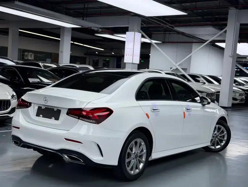 Mercedes-Benz A-Class 2020 Facelift A 200 L Sport Sedan Fashion Model — миниатюра 6