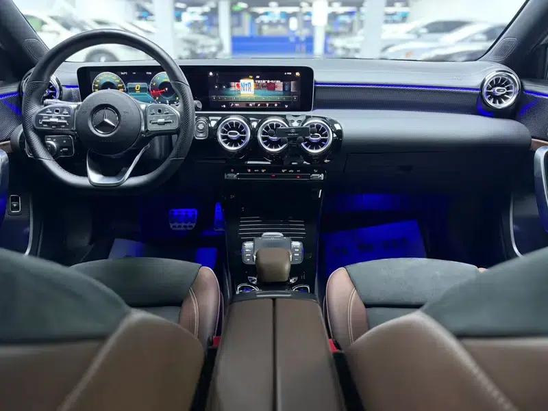Mercedes-Benz A-Class 2020 Facelift A 200 L Sport Sedan Fashion Model — миниатюра 7