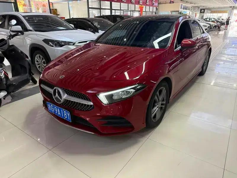 Mercedes-Benz A-Class 2022 Facelift A 180 L Sport Sedan — миниатюра 1