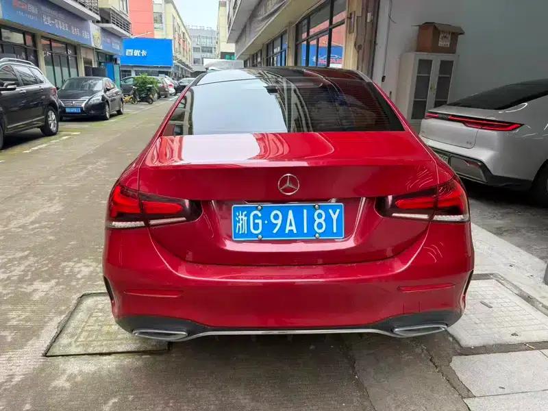 Mercedes-Benz A-Class 2022 Facelift A 180 L Sport Sedan — миниатюра 4