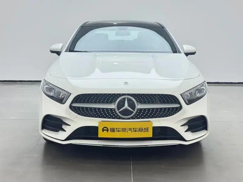 2023 Mercedes-Benz A-Class A 200 L Sport Sedan Fashion Edition — миниатюра 2