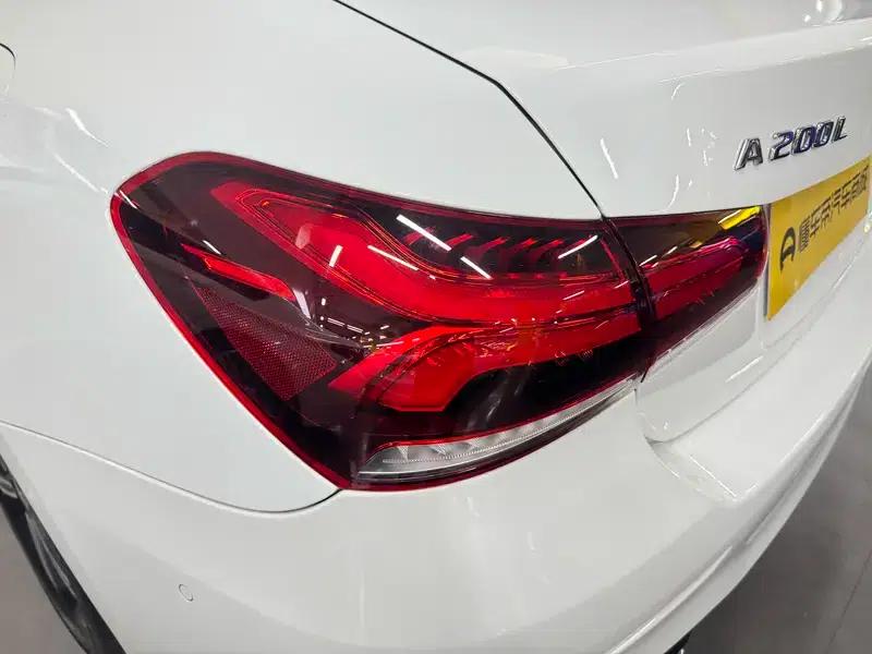 2023 Mercedes-Benz A-Class A 200 L Sport Sedan Fashion Edition — миниатюра 13
