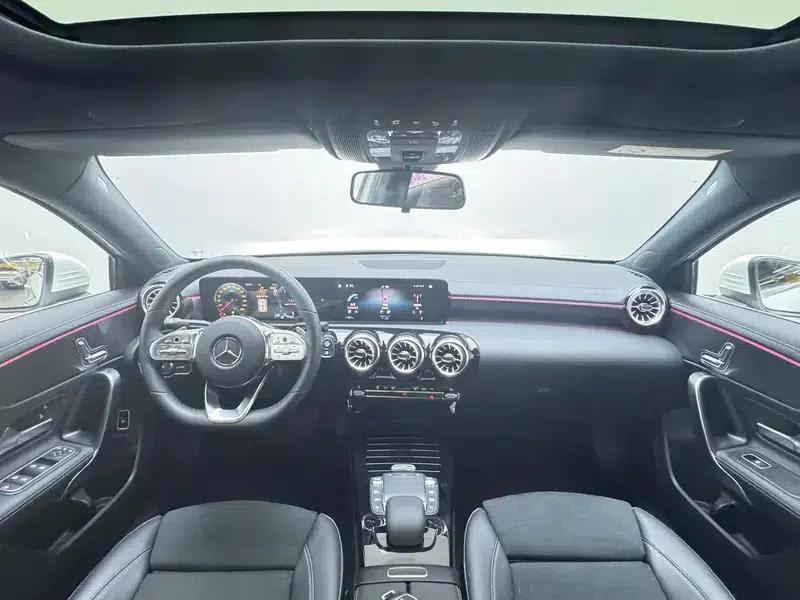 2023 Mercedes-Benz A-Class A 200 L Sport Sedan Fashion Edition — миниатюра 14
