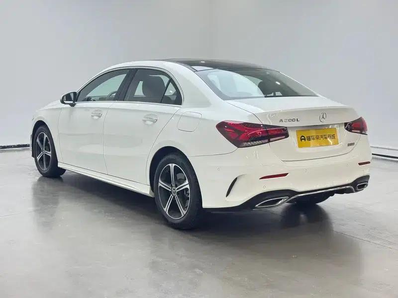 2023 Mercedes-Benz A-Class A 200 L Sport Sedan Fashion Edition — миниатюра 5