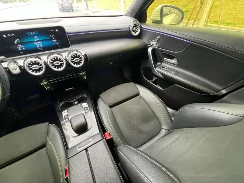 Mercedes-Benz A-Class 2020 A 200 L Sport Sedan — миниатюра 14