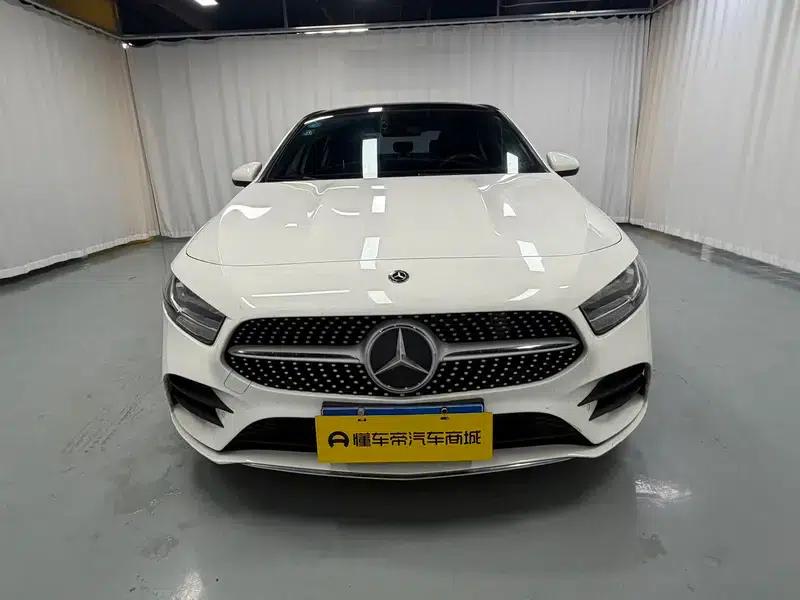 2019 Mercedes-Benz A-Class A 180 L Sport Sedan — миниатюра 2
