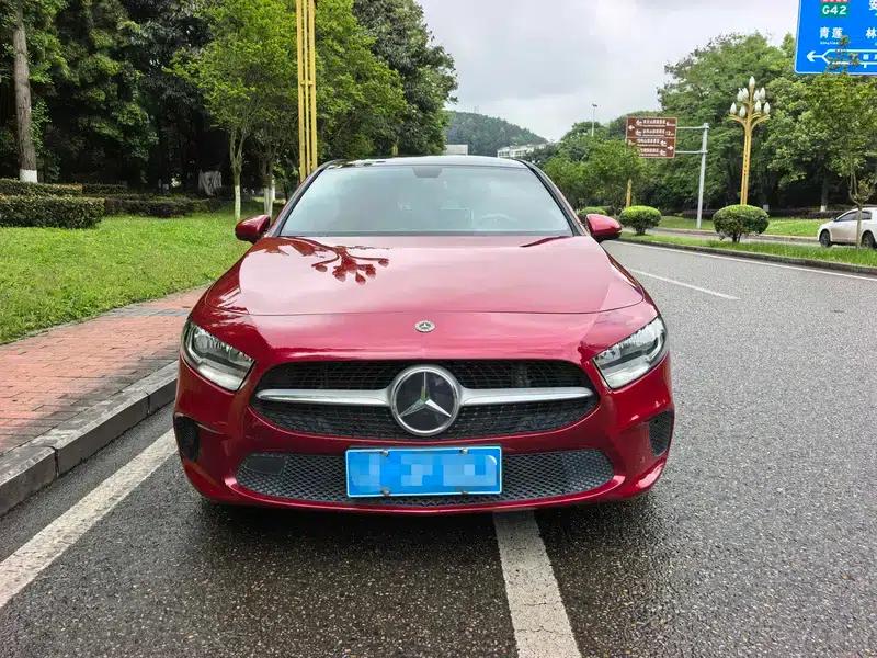 2021 Mercedes-Benz A-Class A 180 L — миниатюра 2