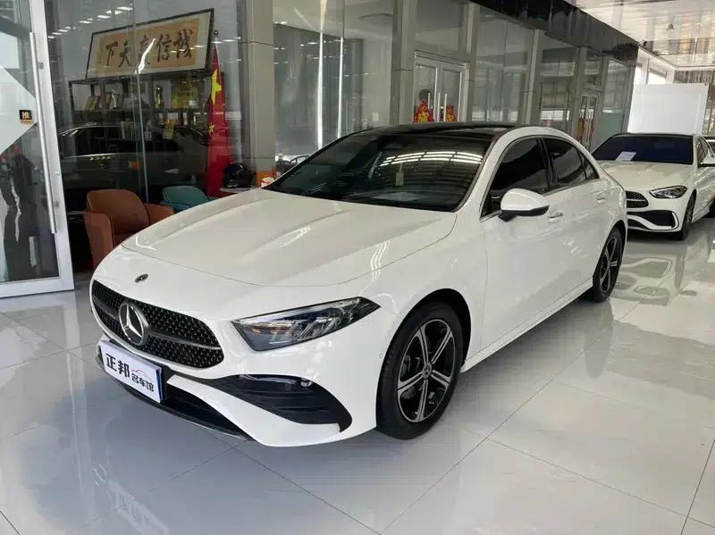 2024 Mercedes-Benz A-Class A 200 L Fashion Edition — миниатюра 1