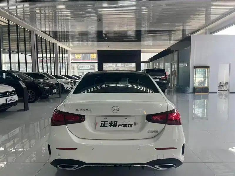 2024 Mercedes-Benz A-Class A 200 L Fashion Edition — миниатюра 5
