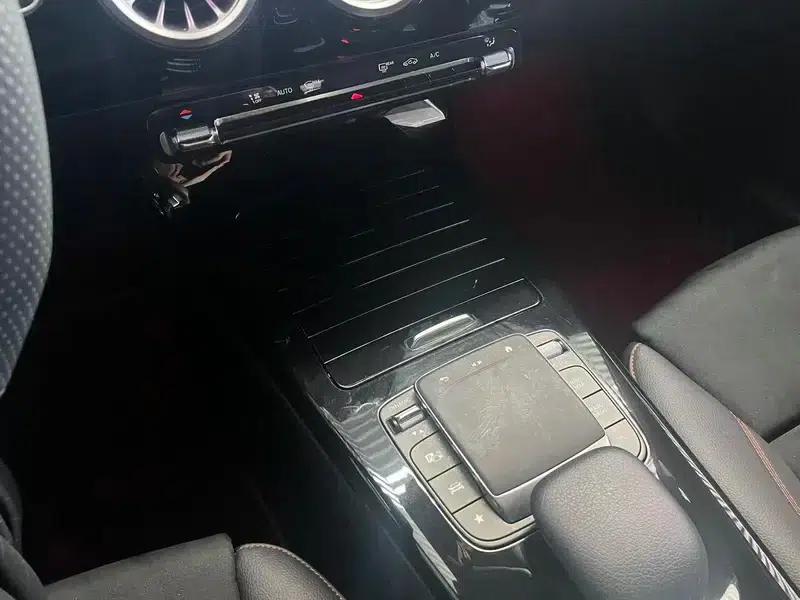 2024 Mercedes-Benz A-Class A 200 L Fashion Edition — миниатюра 9