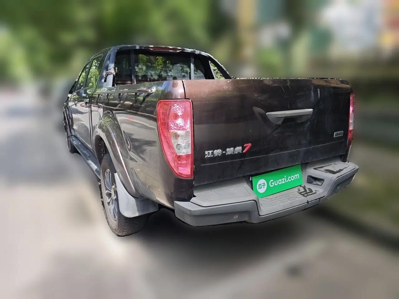 JMC Yuhu 7 2020 2.0T Diesel Manual 4x4 Comfort Edition Long Wheelbase China VI Emission Standard JX4D20A6L — миниатюра 4