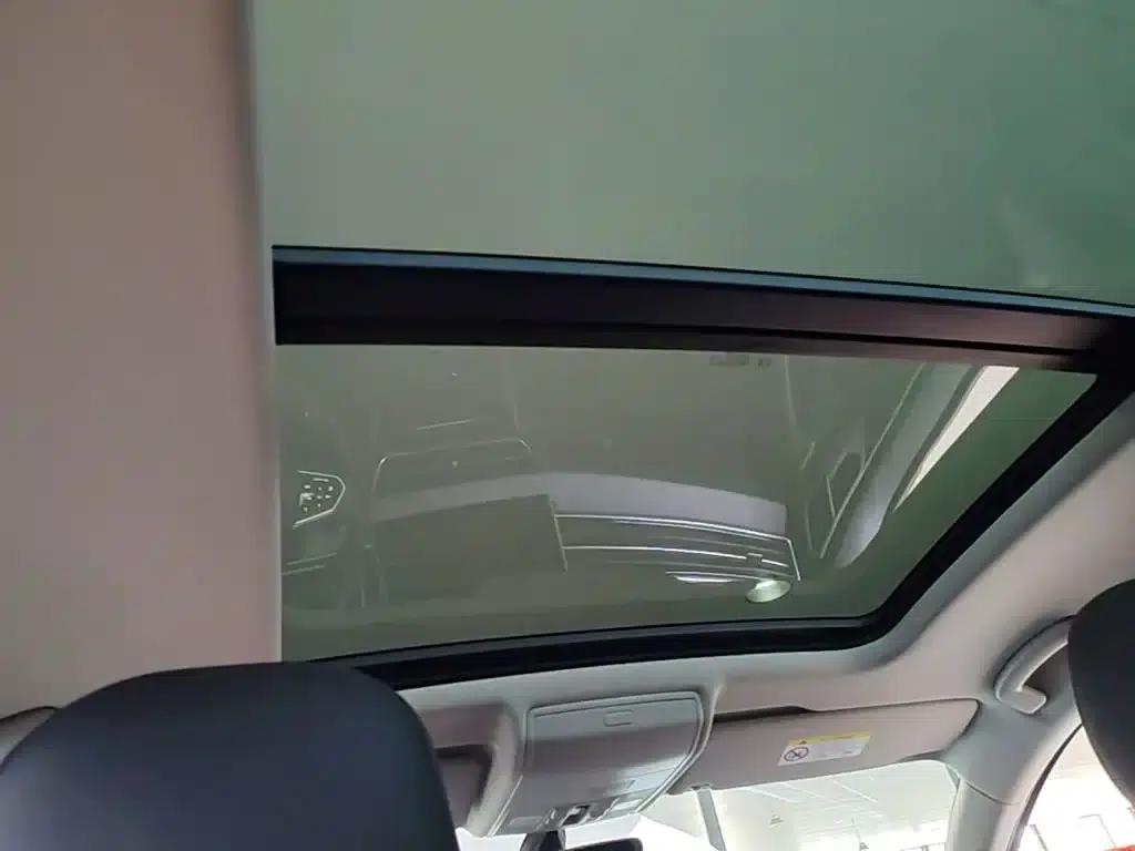 Tiguan X 2022 330TSI 2WD Flagship Edition — миниатюра 18