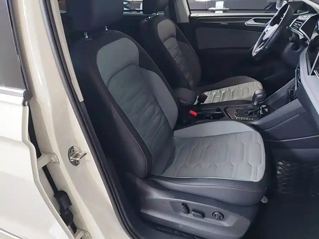Tiguan X 2022 330TSI 2WD Flagship Edition — миниатюра 25