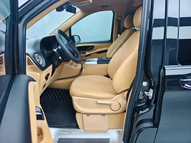 Vito 2021 2.0T Business Edition 7-seater — миниатюра 17