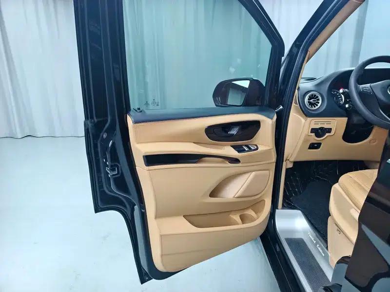 Vito 2021 2.0T Business Edition 7-seater — миниатюра 21