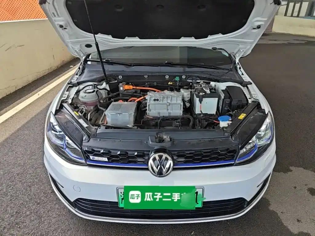 2020 Golf EV — миниатюра 20