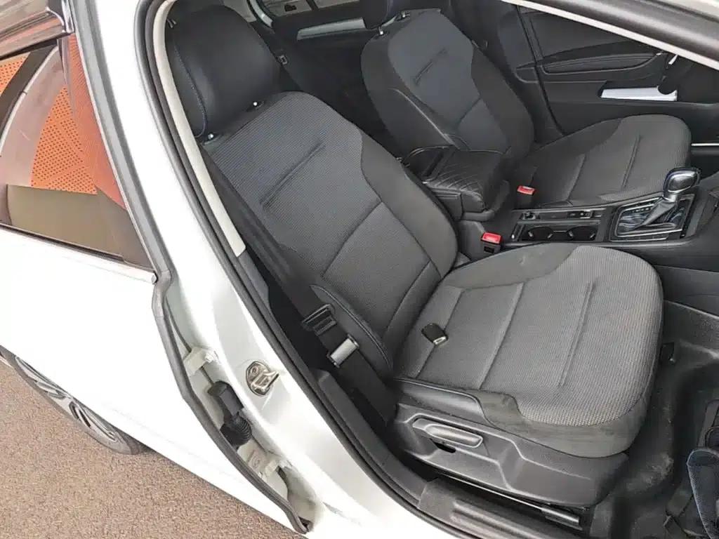 2020 Golf EV — миниатюра 25